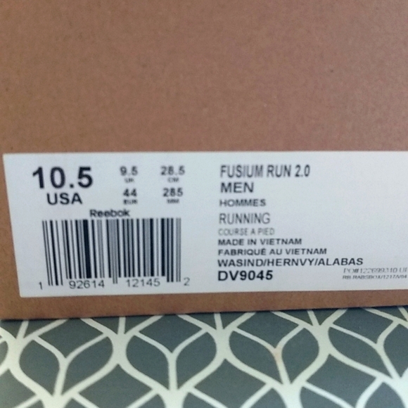 Reebok Fusium Run 2.0 NWOT in box - Picture 7 of 7